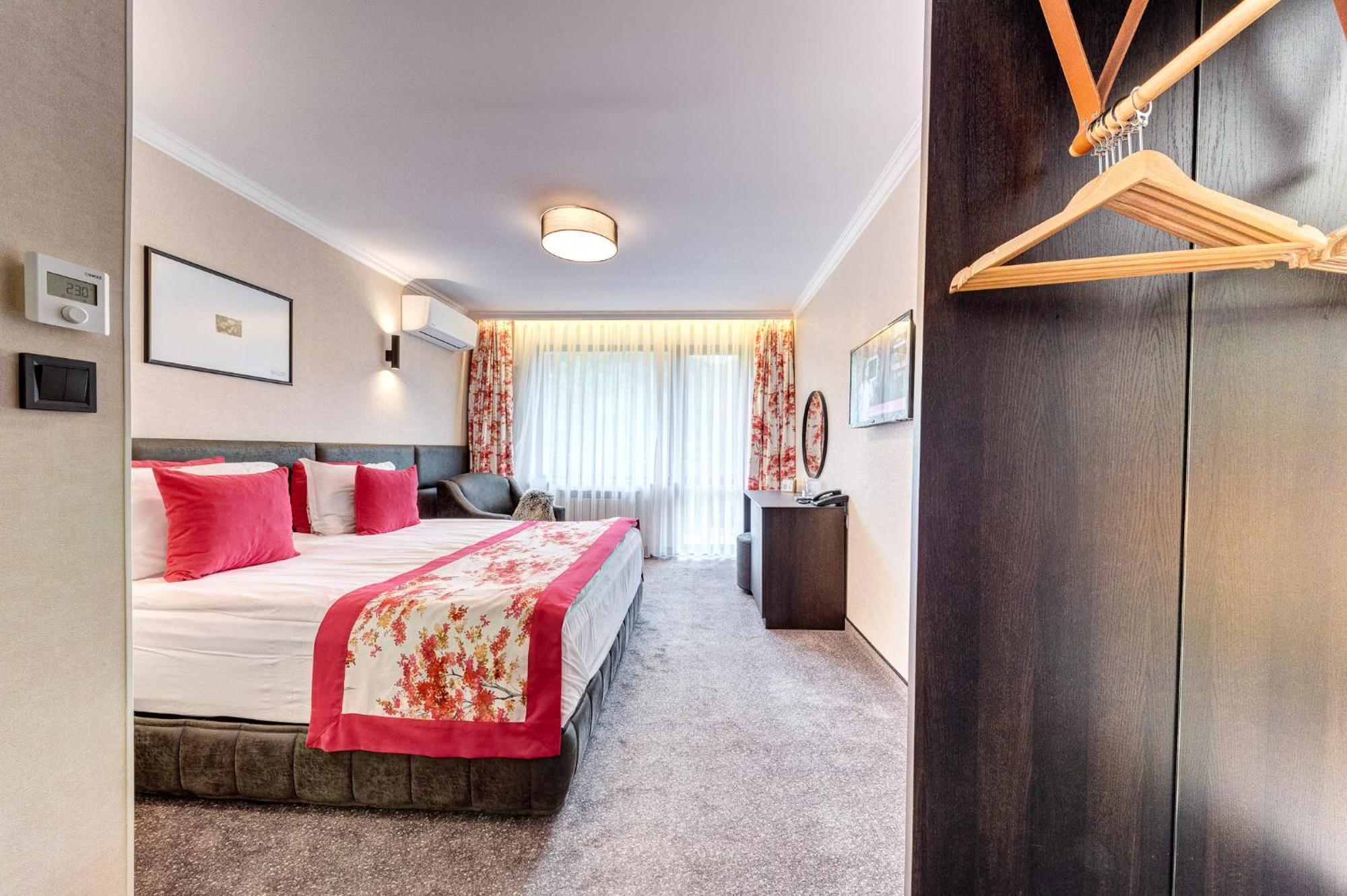 Spa Hotel Kiparis Смолян Экстерьер фото